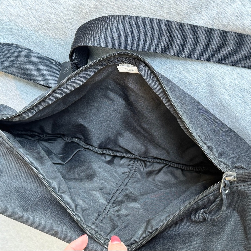 NIKE Tech Hip Pack - Picture 5 of 9